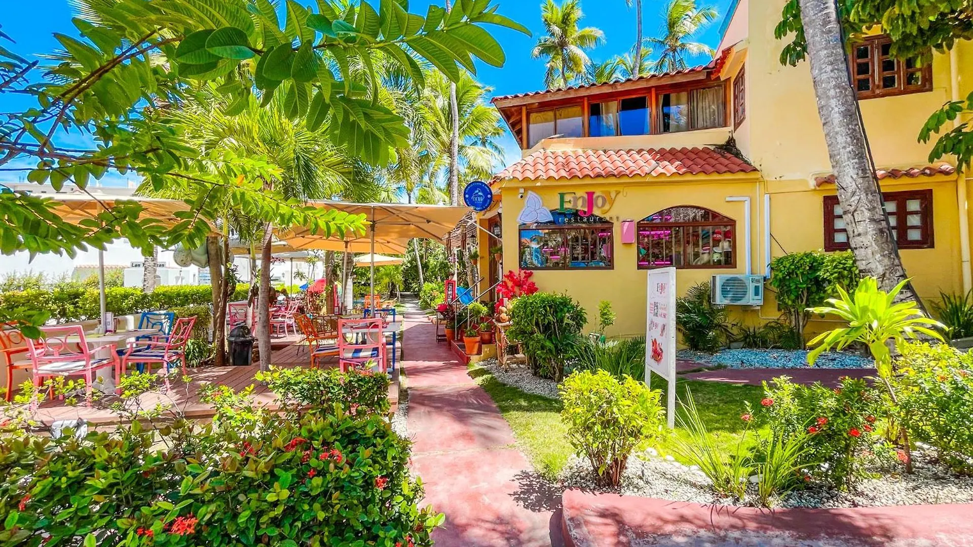 Resort Tropical Villas Beach Club And Spa Bavaro Beach With Wifi Parking Bbq Punta Cana