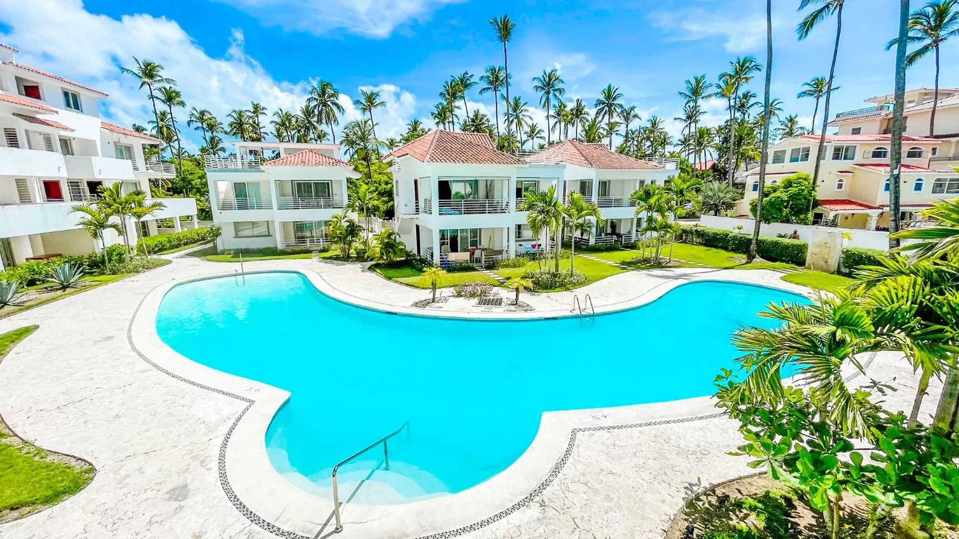 Resort Tropical Villas Beach Club And Spa Bavaro Beach With Wifi Parking Bbq Punta Cana