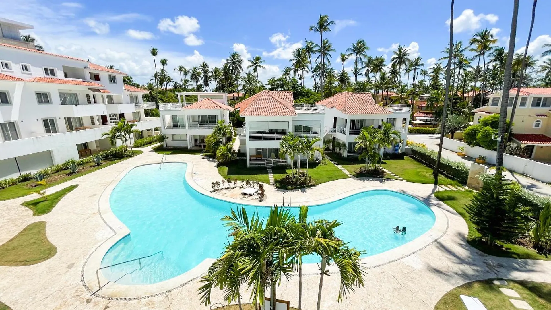 *****  Resort Tropical Villas Beach Club And Spa Bavaro Beach With Wifi Parking Bbq Punta Cana Dominican Republic