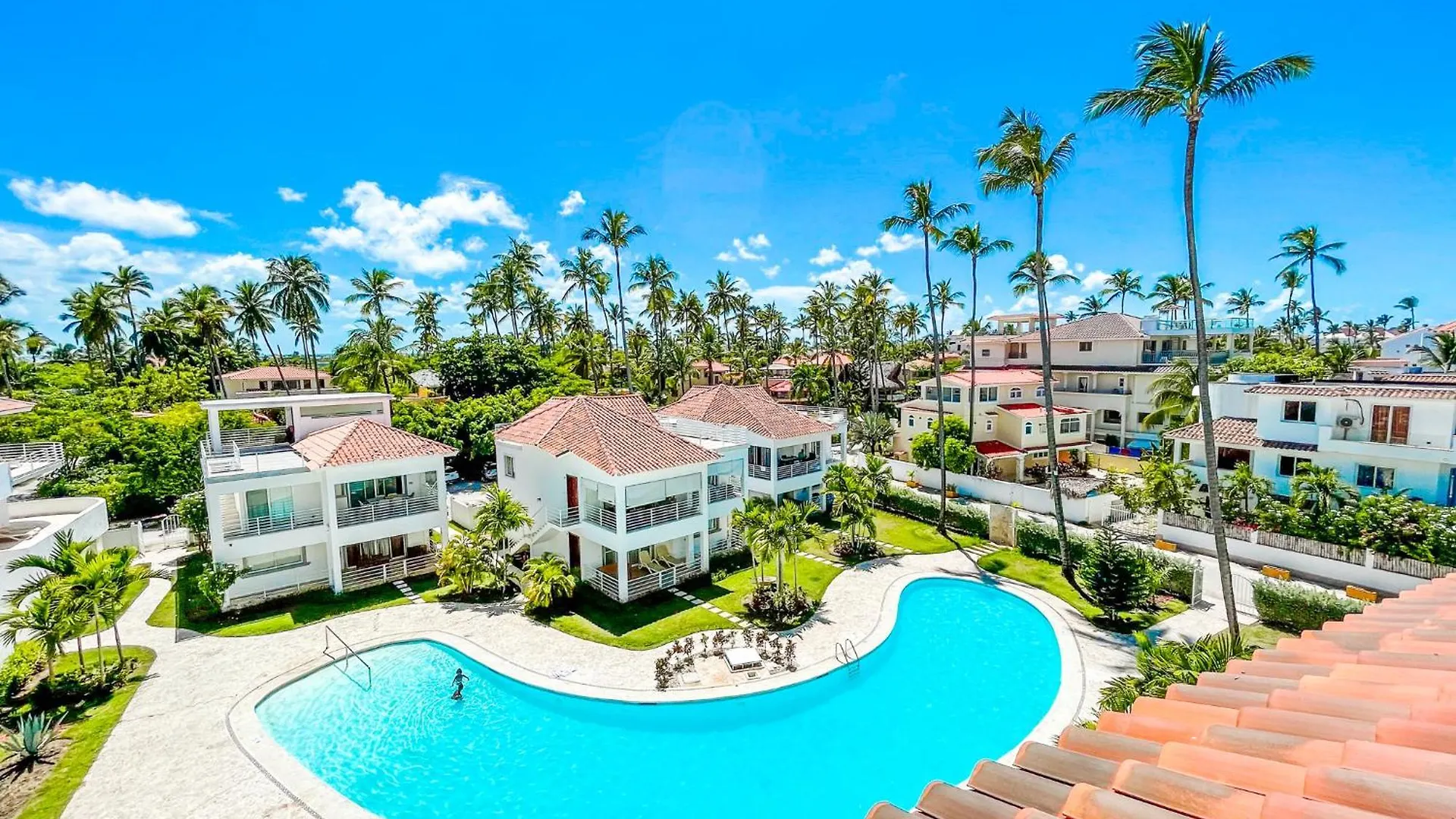 Resort Tropical Villas Beach Club And Spa Bavaro Beach With Wifi Parking Bbq Punta Cana