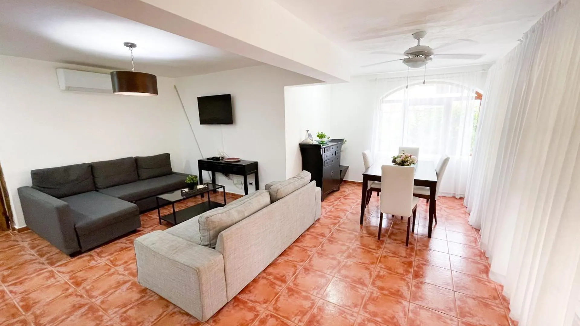 Resort Tropical Villas Beach Club And Spa Bavaro Beach With Wifi Parking Bbq Punta Cana