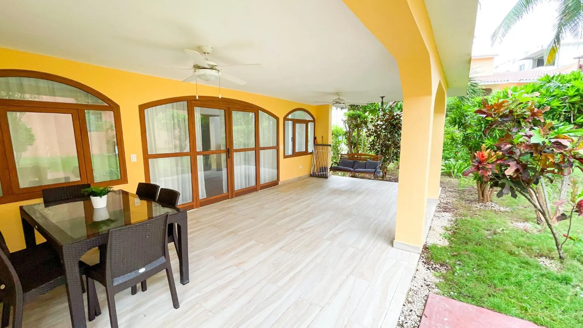 Resort Tropical Villas Beach Club And Spa Bavaro Beach With Wifi Parking Bbq Punta Cana