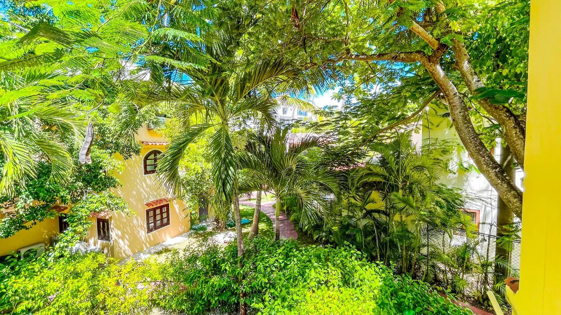 Resort Tropical Villas Beach Club And Spa Bavaro Beach With Wifi Parking Bbq Punta Cana