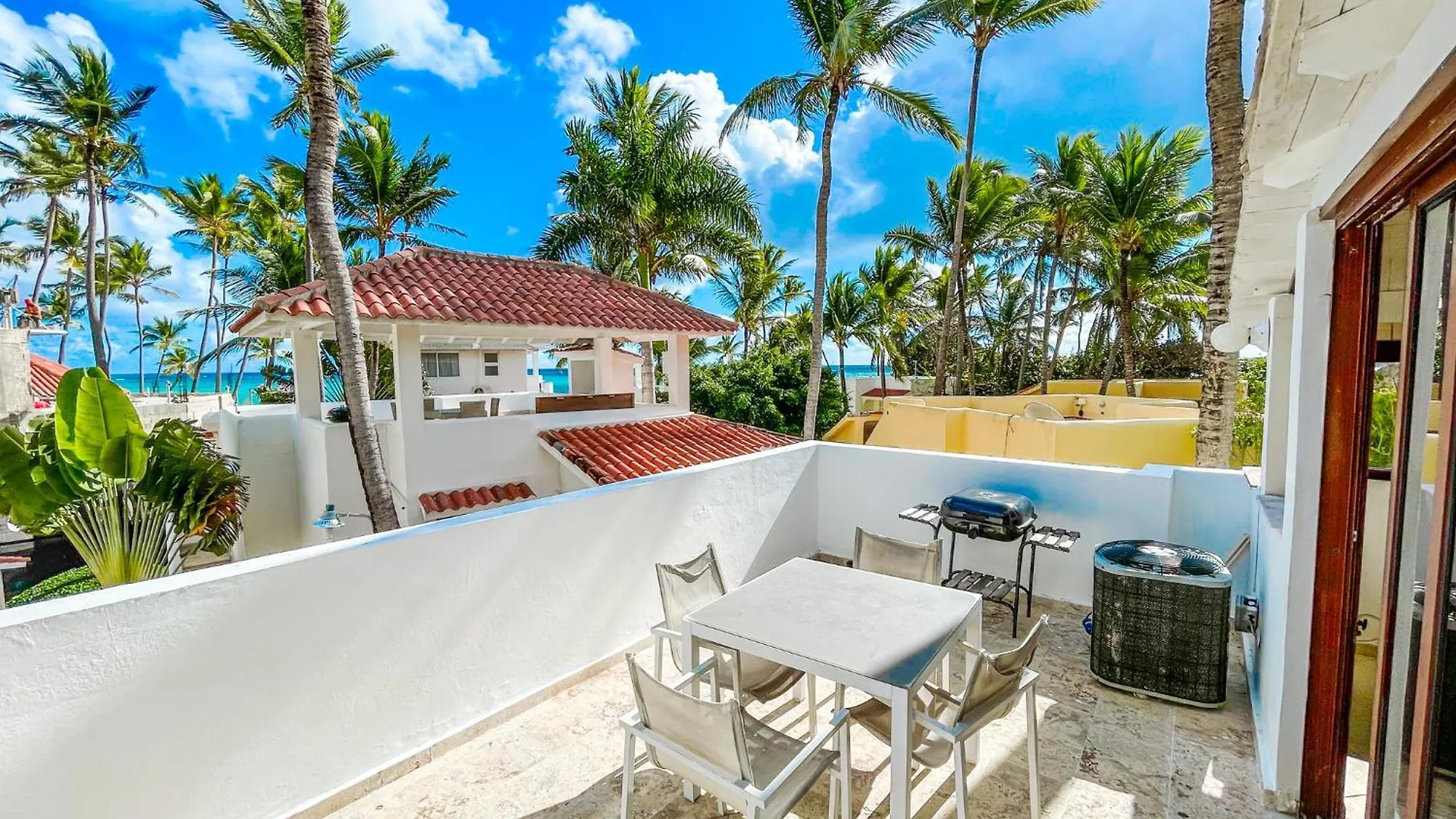 Resort Tropical Villas Beach Club And Spa Bavaro Beach With Wifi Parking Bbq Punta Cana