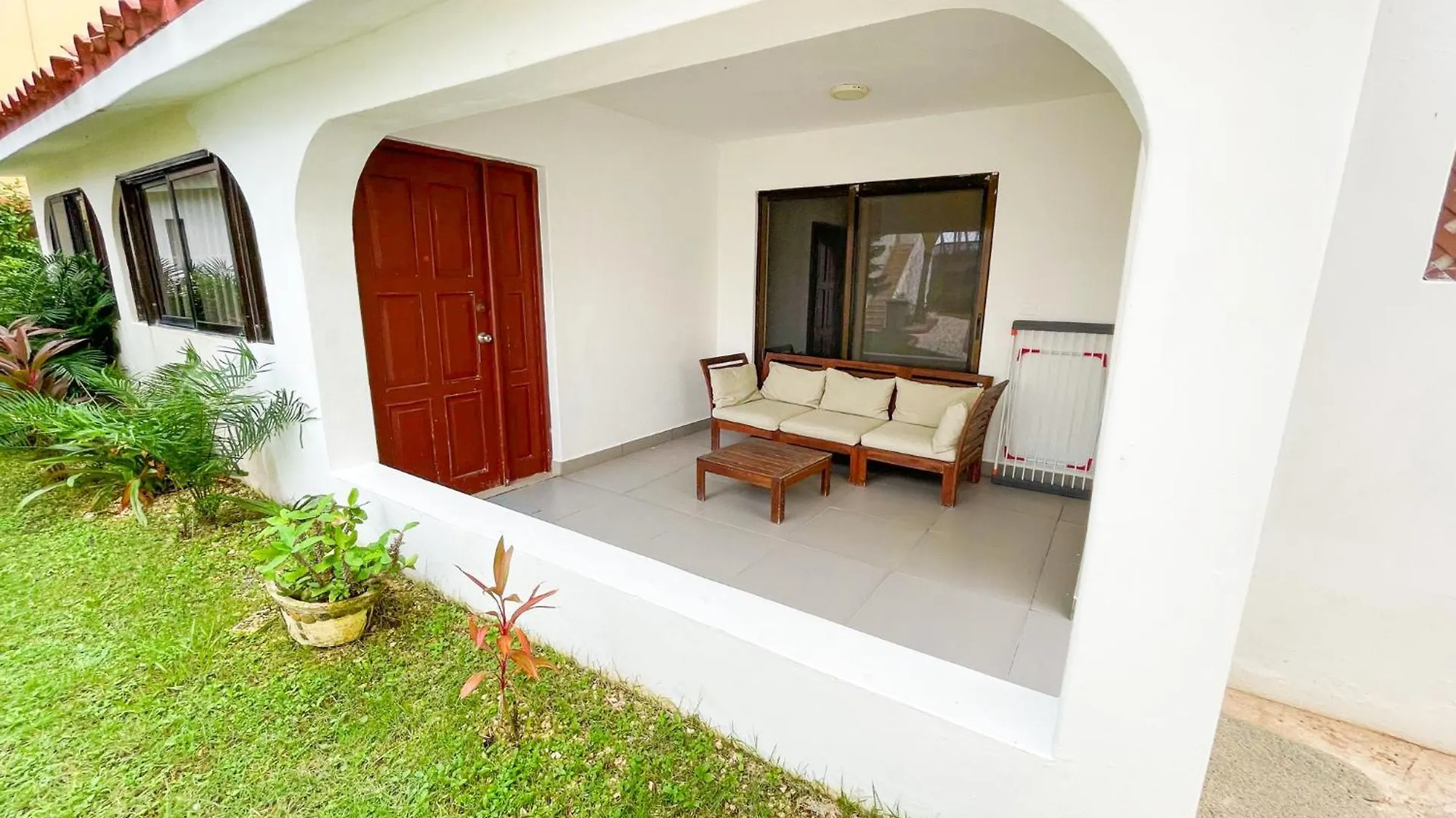 Resort Tropical Villas Beach Club And Spa Bavaro Beach With Wifi Parking Bbq Punta Cana