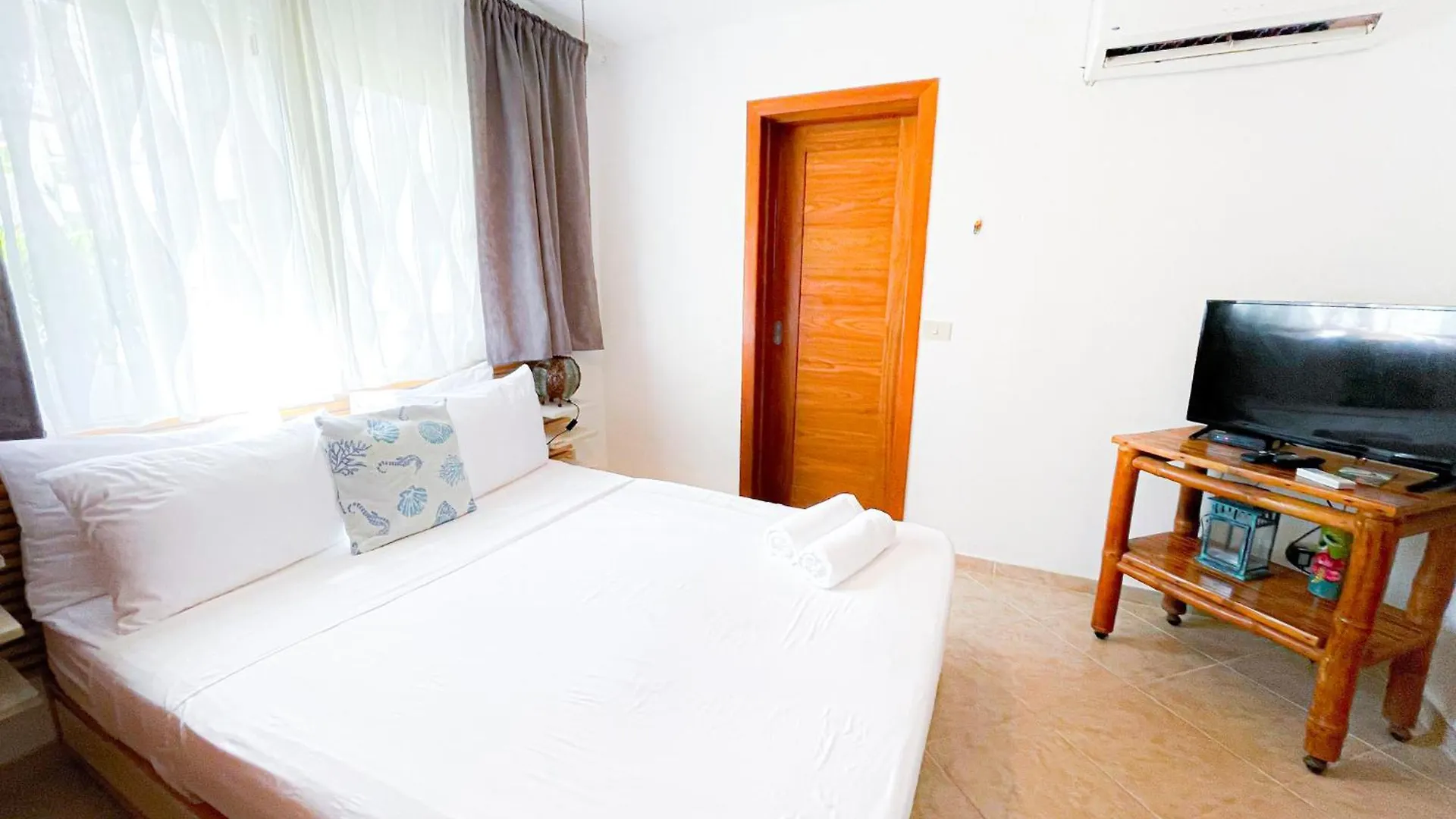 Resort Tropical Villas Beach Club And Spa Bavaro Beach With Wifi Parking Bbq Punta Cana 5*,  Dominican Republic
