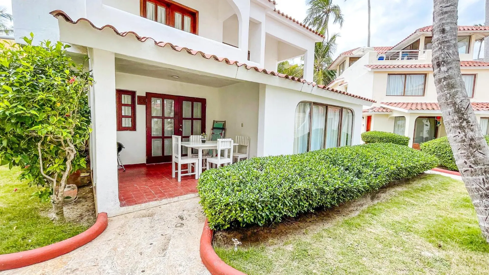 Resort Tropical Villas Beach Club And Spa Bavaro Beach With Wifi Parking Bbq Punta Cana