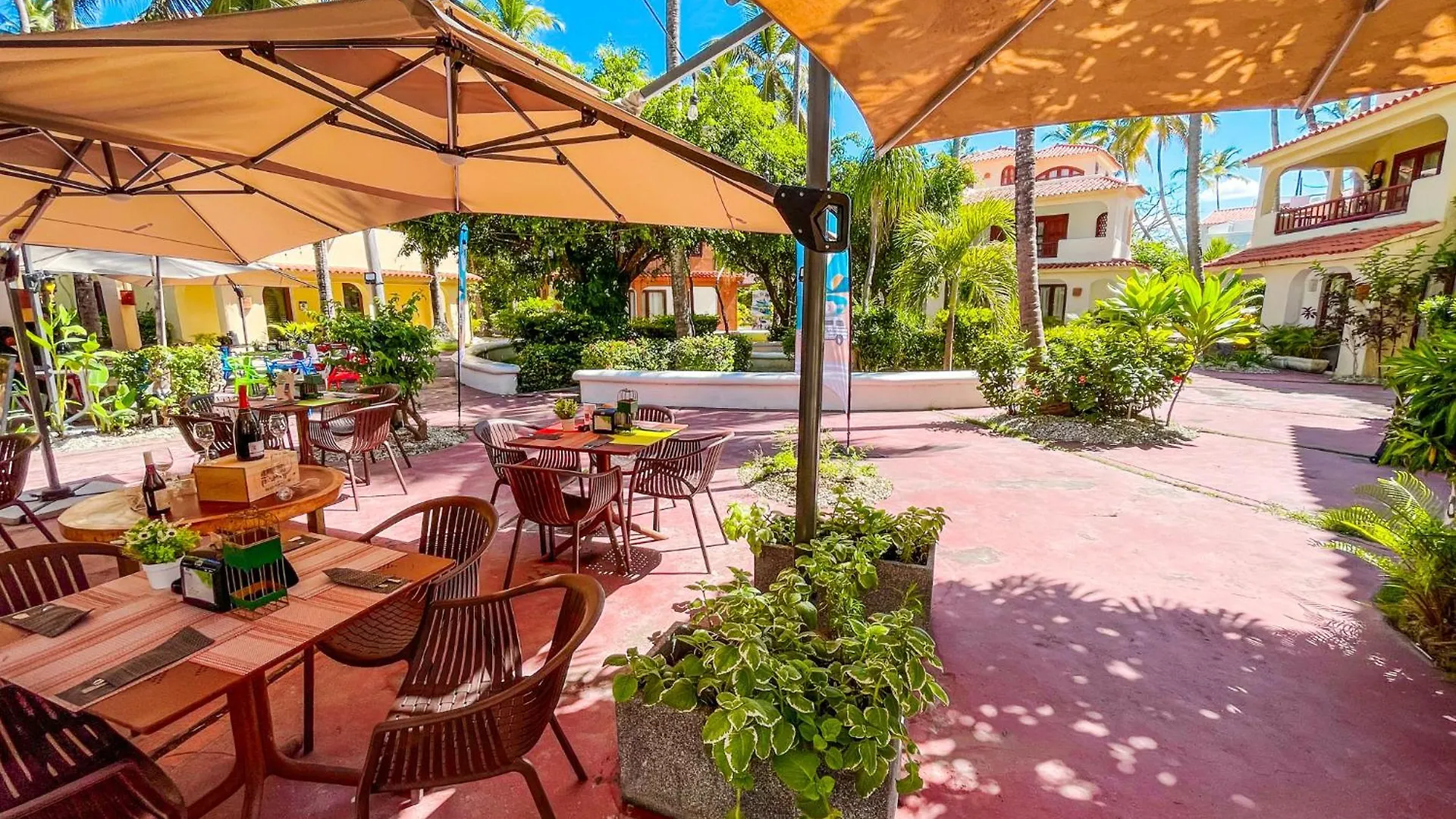 Resort Tropical Villas Beach Club And Spa Bavaro Beach With Wifi Parking Bbq بونتا كانا